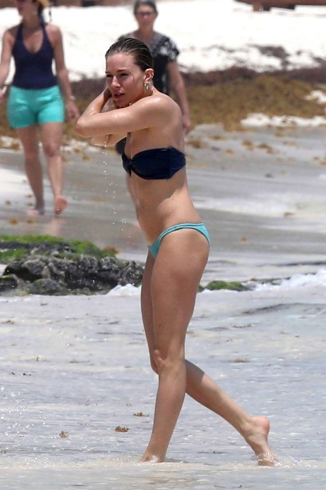 Sienna Millerın dalgalarla imtihanı! 