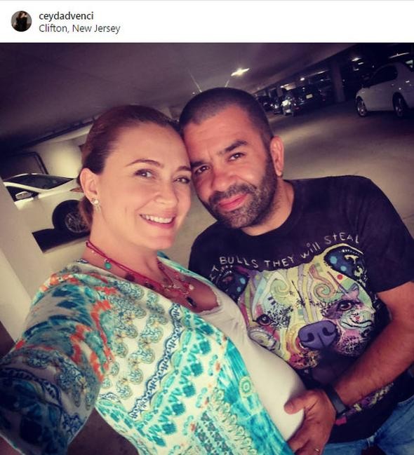Ceyda aşkını Instagrama taşıdı