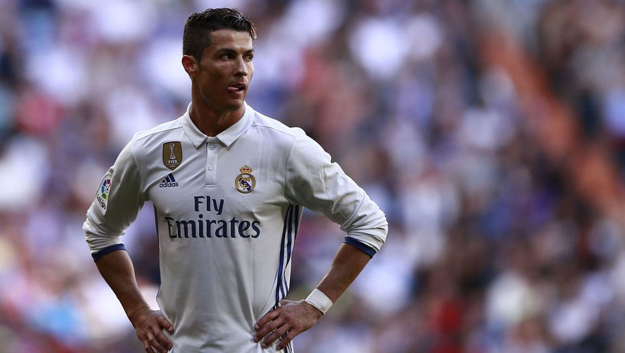 Instagramın yeni kralı Ronaldo oldu!