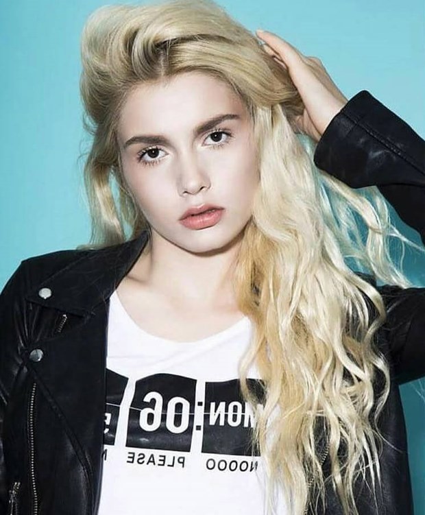 Bambaşka bir tarzla geliyorum