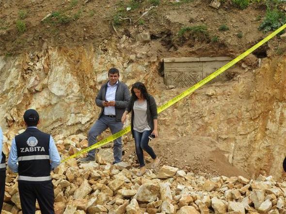 Tuzlada tarihi mezar heyecanı!