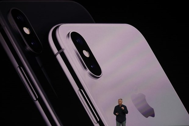 İşte iPhone 8 ve iPhone Xin fiyatı ve özellikleri