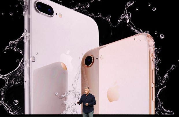 İşte iPhone 8 ve iPhone Xin fiyatı ve özellikleri