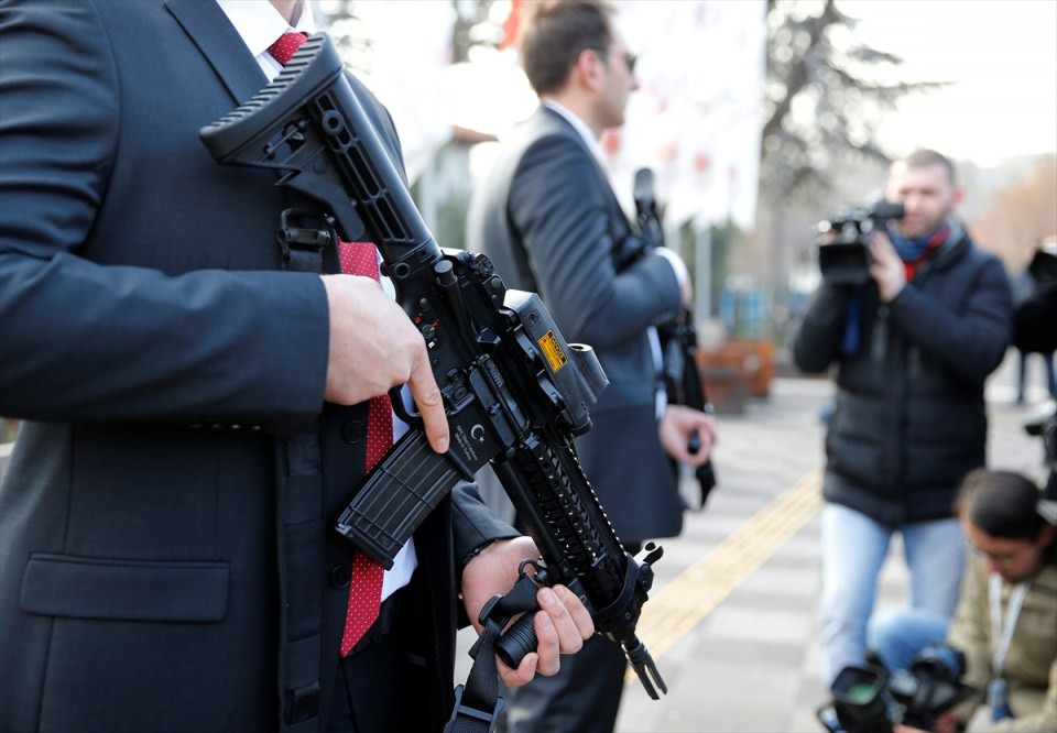 Başbakanlık korumalarına yerli silah