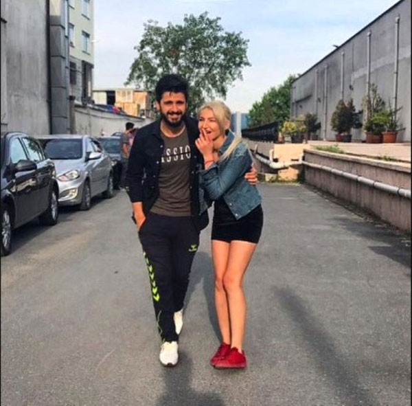 Müstakbel gelin Instagramı salladı!